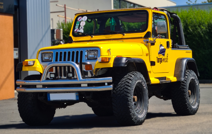 Total covering Jeep